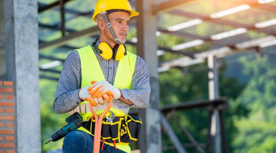 Professional gutter cleaning in Heflin, AL